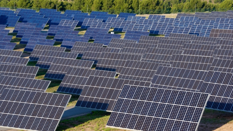 clean energy investing